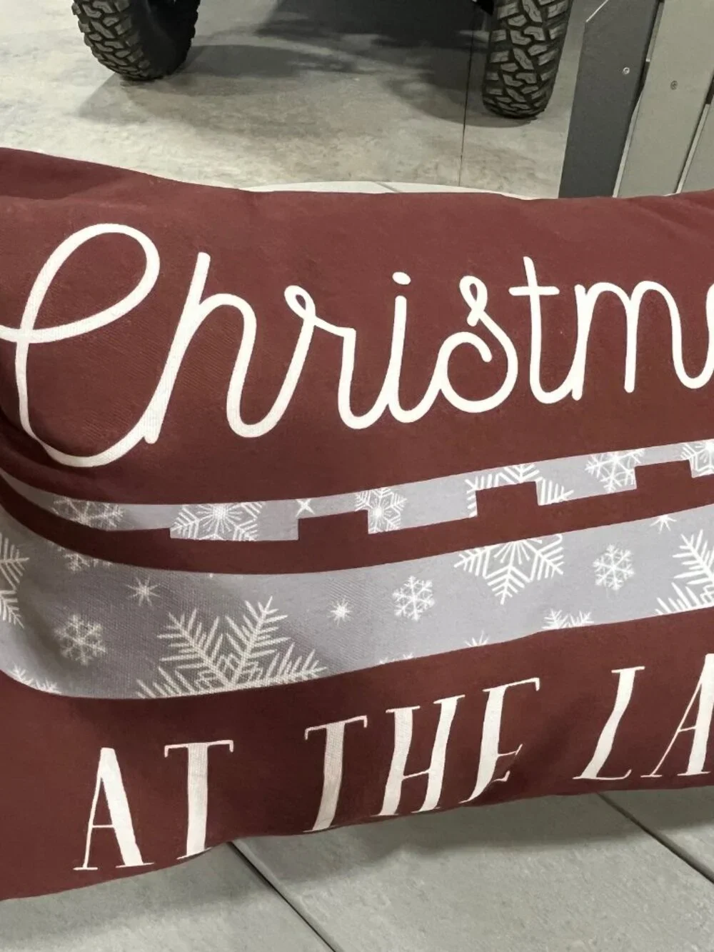 N/A christmas lake